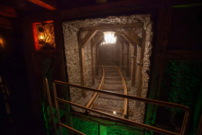 Illusion Chamber and the Old Mine Museum of Illusions - Crooked House in Sopot - image 2